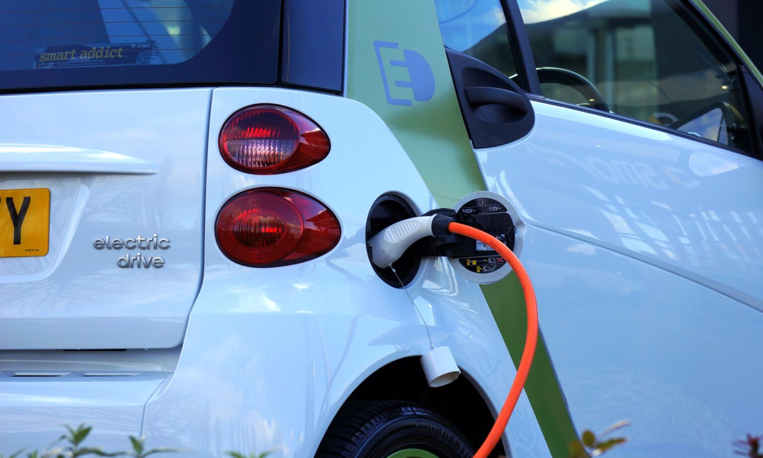 Egypt In Talks With UAE For Region’s First Joint EV Business Monthly